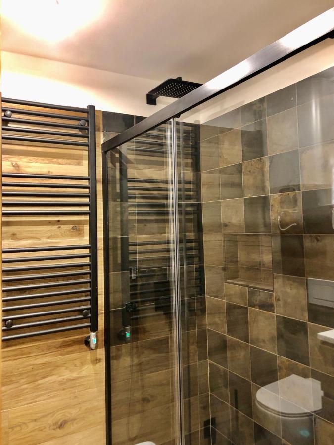 Central Apart Chalet Бройл-Червиня Екстериор снимка